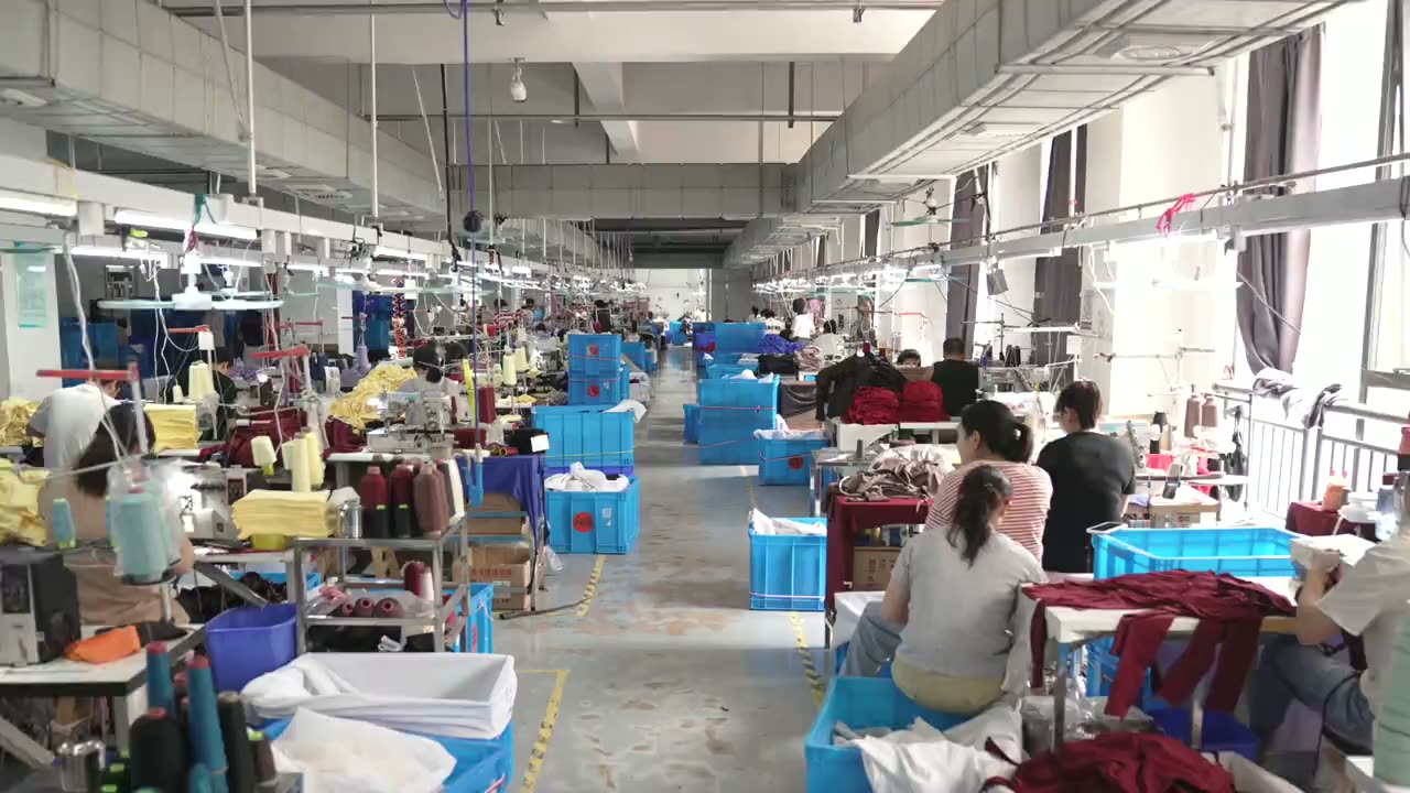 Cut-and-sew floor at the JINDOYO factory